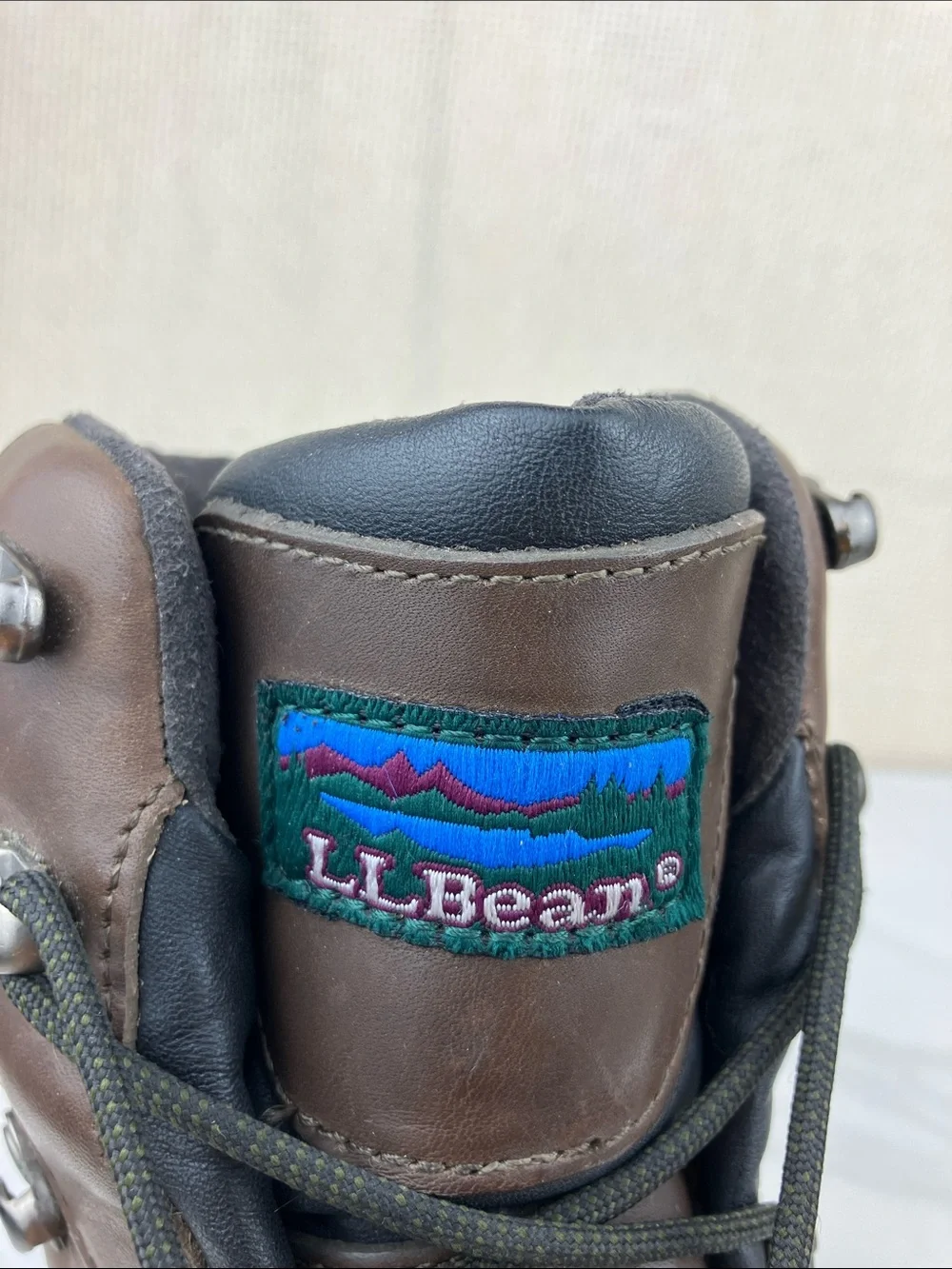 LL Bean GTX Leather Mid Hiking Boots FLAW